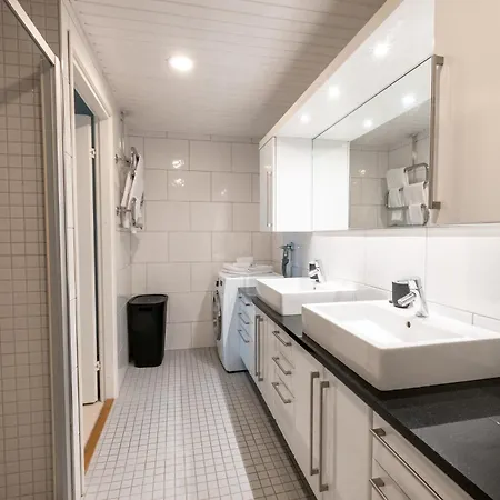 2ndhomes Glorious 1br With Sauna In Kamppi Center Helsínquia